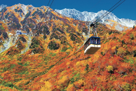 紅葉の立山黒部アルペンルート